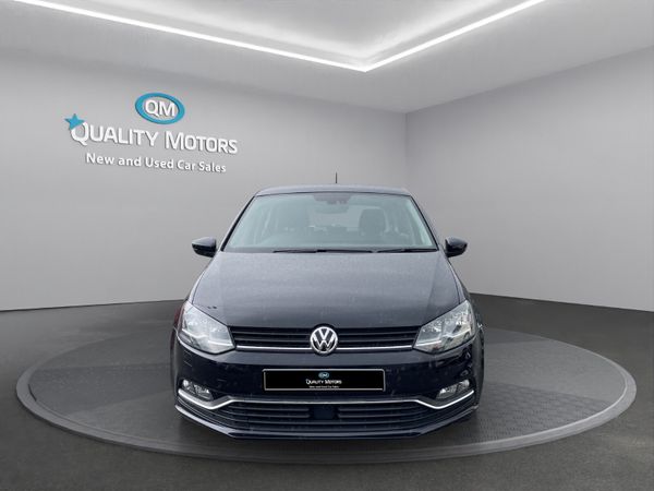 Volkswagen Polo Hatchback, Petrol, 2015, Black