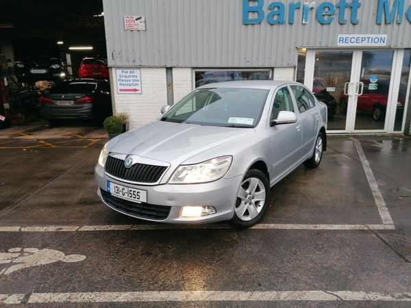 Skoda Octavia Saloon, Diesel, 2013, Silver