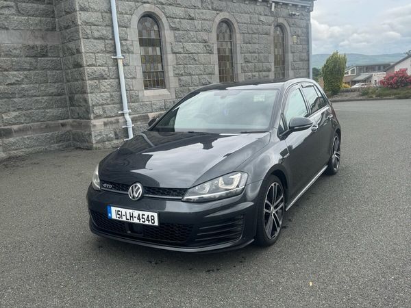 Volkswagen Golf Hatchback, Diesel, 2015, Grey