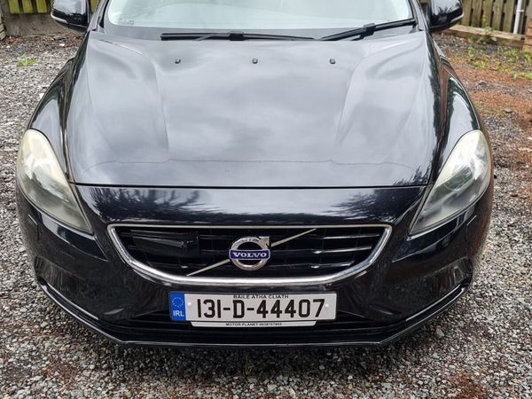 Volvo V40 Hatchback, Petrol, 2013, Black