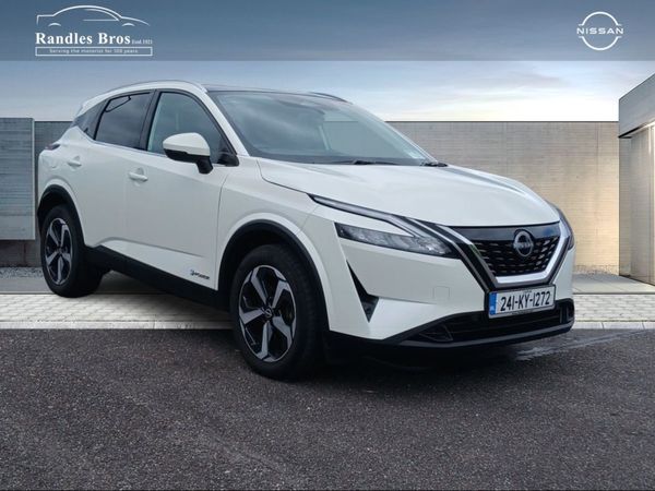 Nissan Qashqai MPV, Petrol, 2024, White