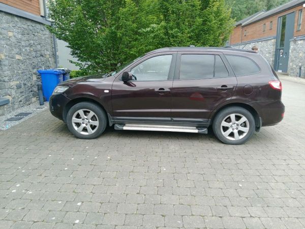 Hyundai Santa Fe SUV, Diesel, 2010, Red