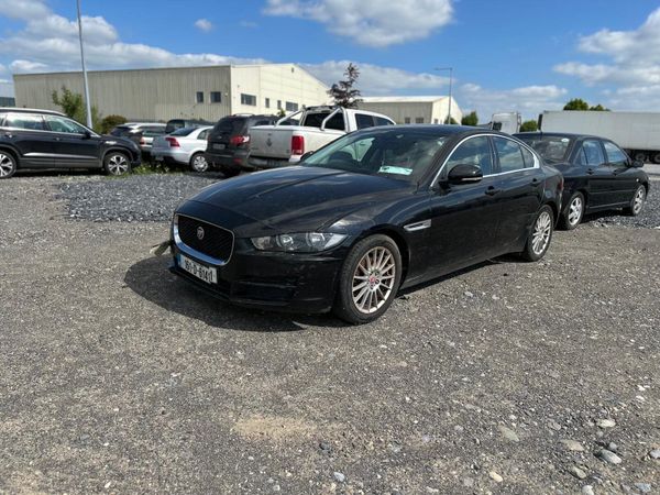 Jaguar XE Saloon, Diesel, 2016, Black