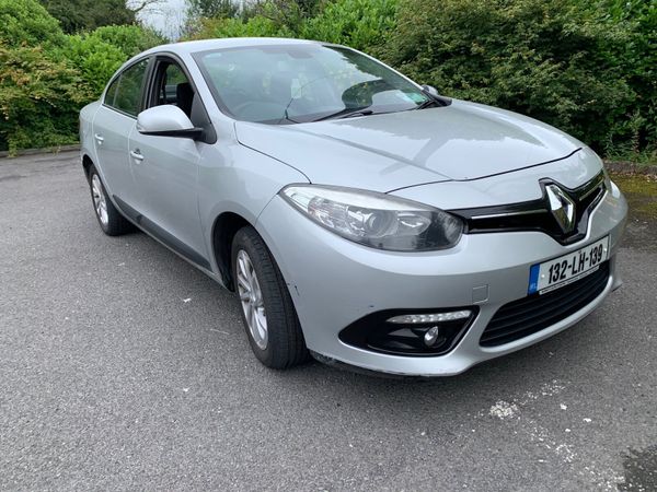 Renault Fluence Saloon, Diesel, 2013, Silver