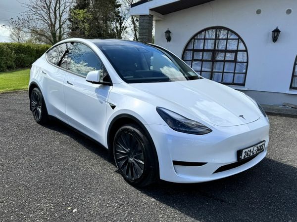 Tesla Model Y MPV, Electric, 2024, White