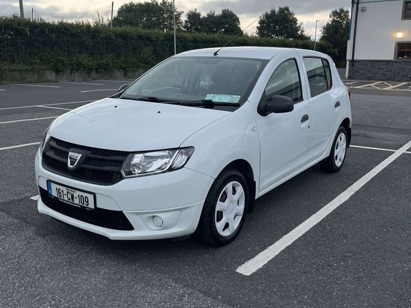 Dacia Sandero Hatchback, Petrol, 2016, White