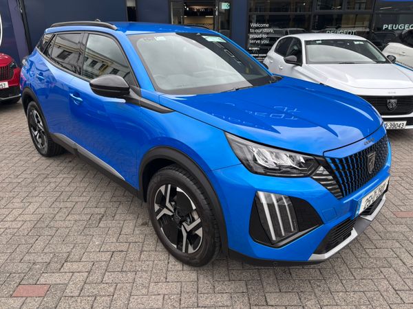 Peugeot 2008 MPV, Petrol, 2025, Blue