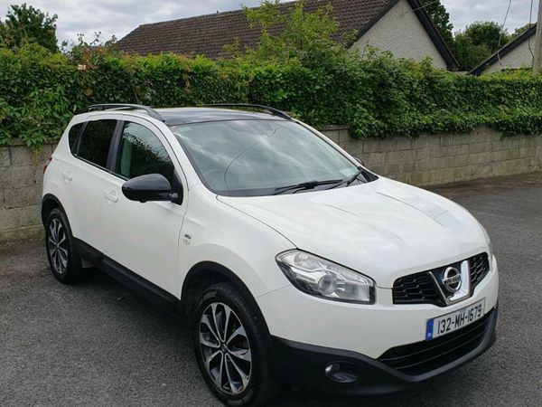 Nissan Qashqai Hatchback, Diesel, 2013, White