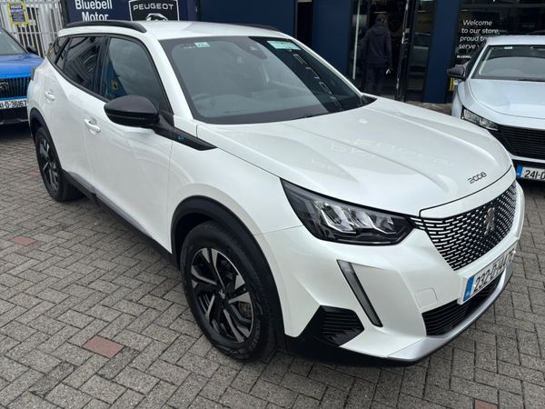 Peugeot 2008 MPV, Electric, 2023, White
