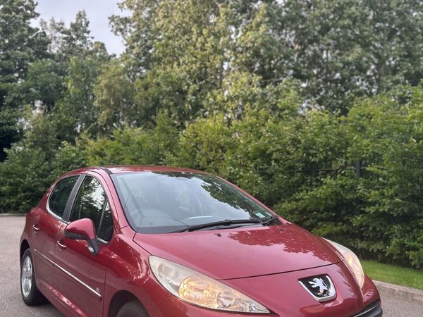 Peugeot 207 Hatchback, Petrol, 2011, Red