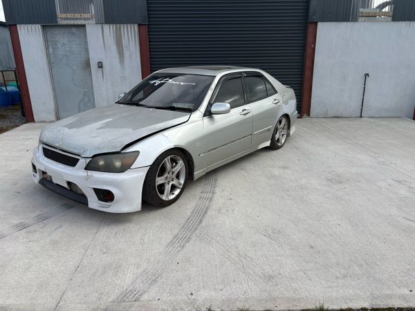 Lexus IS Saloon, Petrol, 2003, Silver