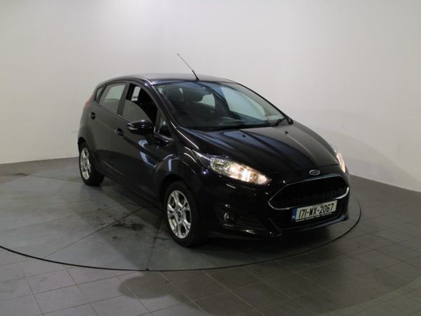 Ford Fiesta Hatchback, Petrol, 2017, Black
