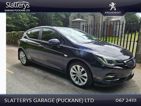 Opel Astra Hatchback, Petrol, 2019, Blue