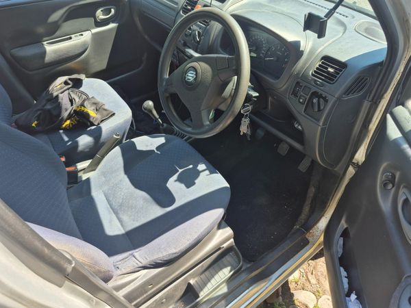 Suzuki Wagon R+ Estate/Jeep, Petrol, 2005, Silver