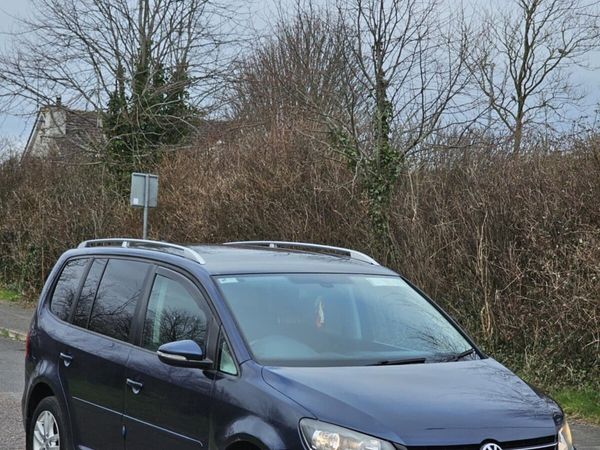 Volkswagen Touran MPV, Diesel, 2012, Blue