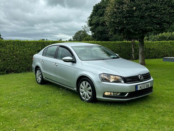 Volkswagen Passat Saloon, Diesel, 2014, Silver