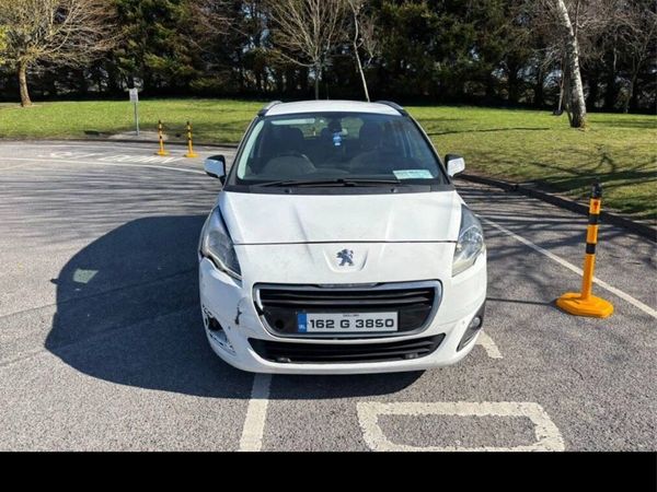 Peugeot 5008 MPV, Diesel, 2016, White