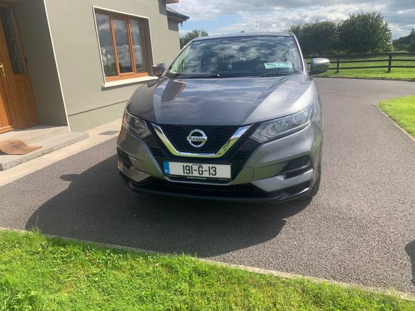 Nissan Qashqai MPV, Petrol, 2019, Grey