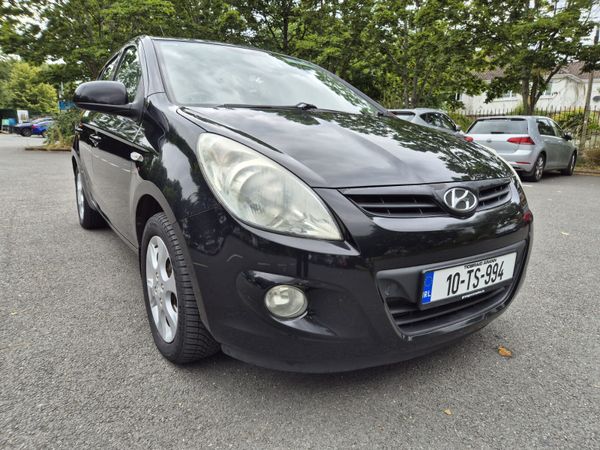 Hyundai i20 Hatchback, Petrol, 2010, Black