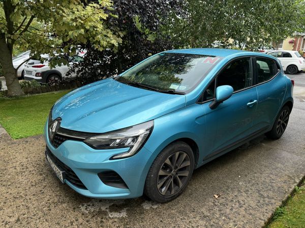 Renault Clio Hatchback, Petrol, 2022, Blue