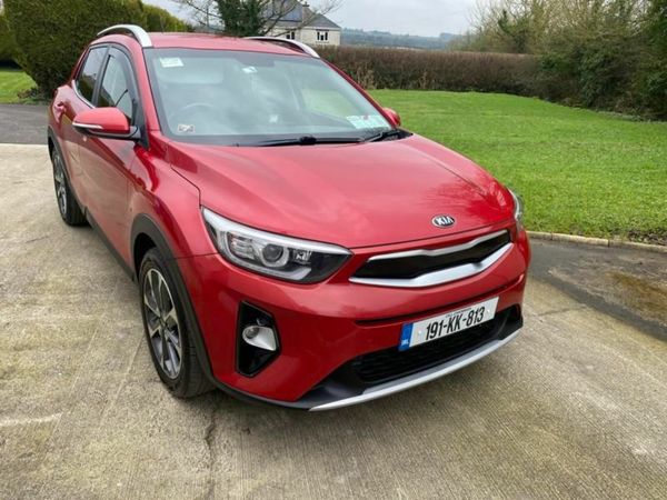 Kia Stonic Estate/Jeep, Diesel, 2019, Red