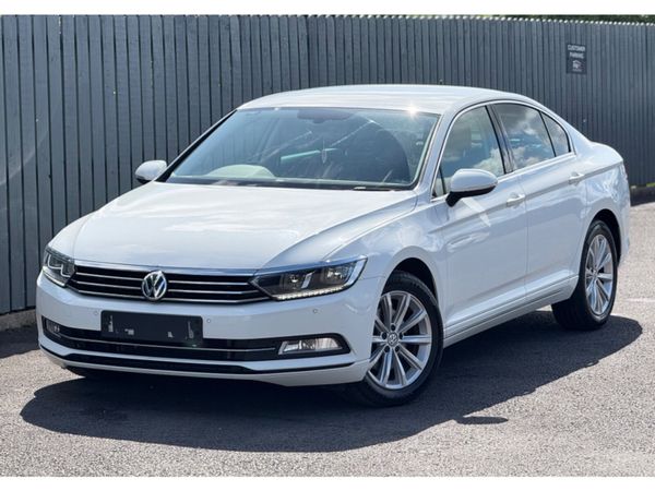 Volkswagen Passat Saloon, Diesel, 2018, White