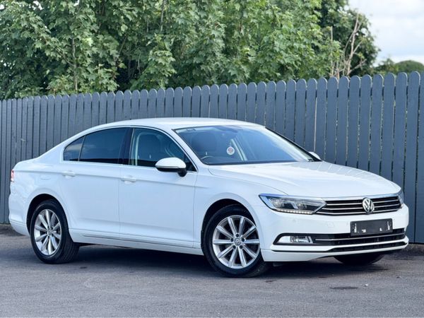 Volkswagen Passat Saloon, Diesel, 2018, White