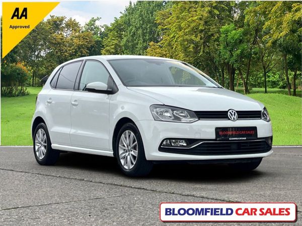 Volkswagen Polo Hatchback, Petrol, 2017, White