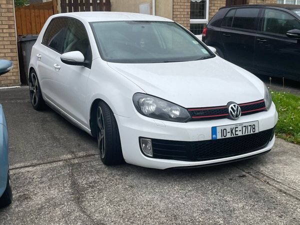 Volkswagen Golf Hatchback, Diesel, 2010, White