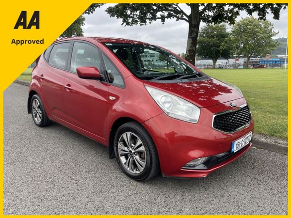 Kia Venga MPV, Diesel, 2015, Red