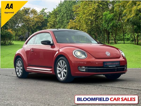 Volkswagen Beetle Hatchback, Petrol, 2015, Orange