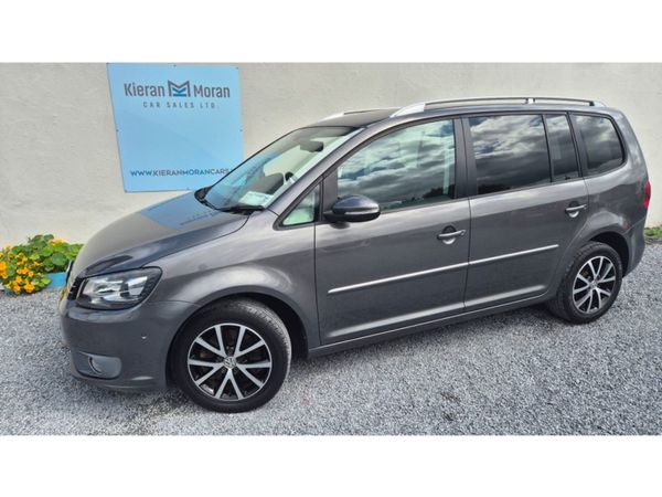 Volkswagen Touran MPV, Petrol, 2014, Grey