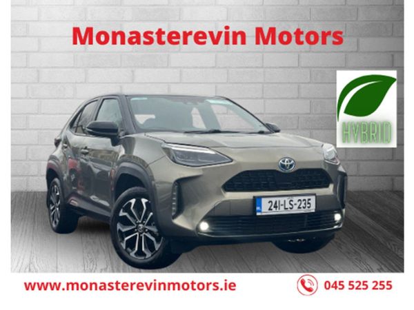 Toyota Yaris Cross Hatchback, Petrol Hybrid, 2024, Green