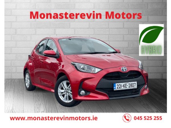 Toyota Yaris Hatchback, Petrol Hybrid, 2022, Red