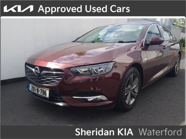 Opel Insignia Hatchback, Petrol, 2020, Red