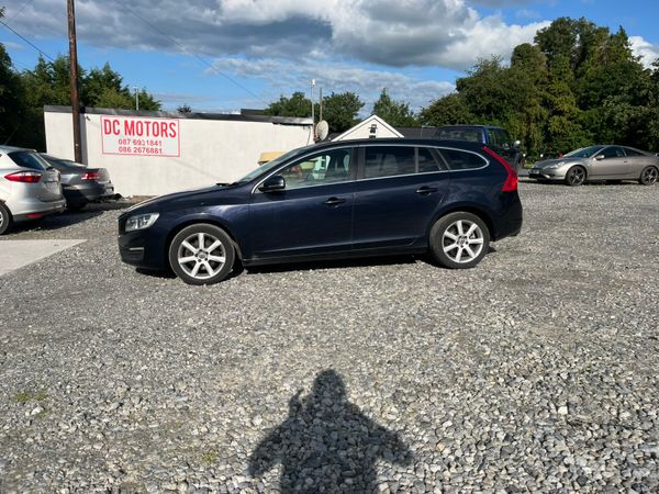Volvo V60 Estate, Diesel, 2017, Blue