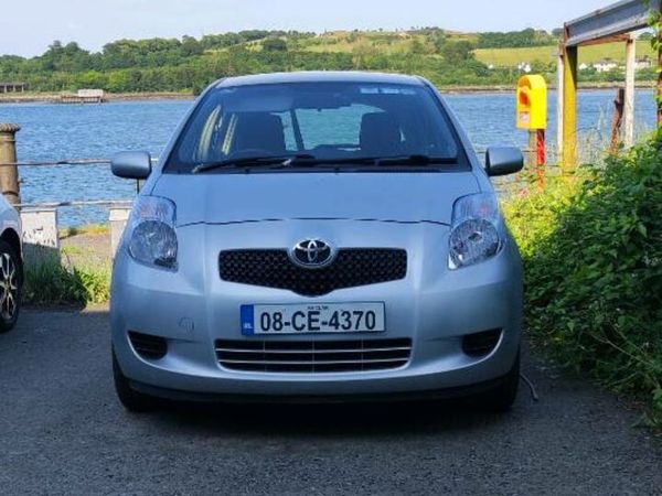 Toyota Yaris Hatchback, Petrol, 2008, Silver