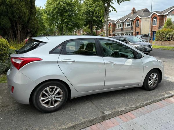 Hyundai i30 Hatchback, Diesel, 2012, Silver