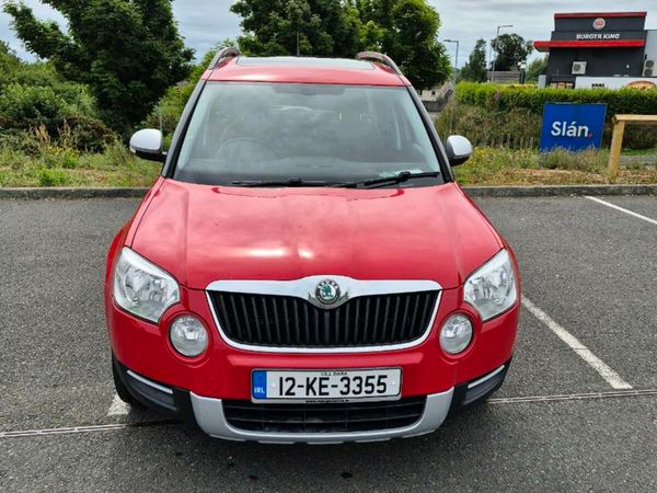 Skoda Yeti SUV, Diesel, 2012, Red