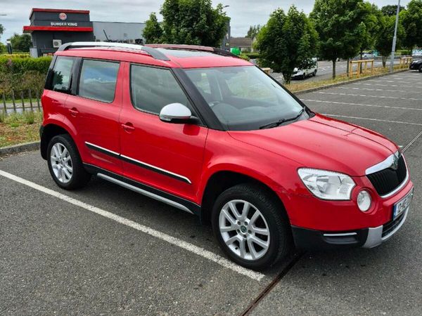 Skoda Yeti SUV, Diesel, 2012, Red