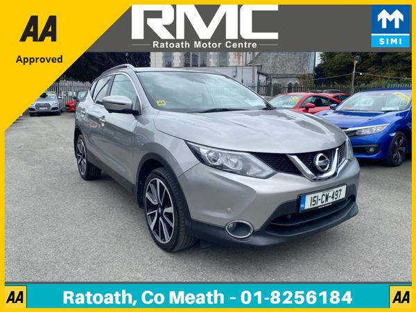 Nissan Qashqai SUV, Diesel, 2015, Silver