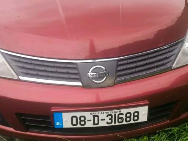 Nissan Tiida Saloon, Petrol, 2008, Red