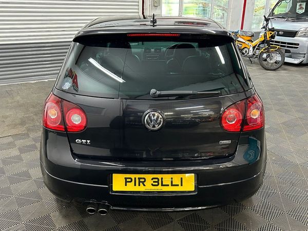 Volkswagen Golf Hatchback, Petrol, 2009, Black