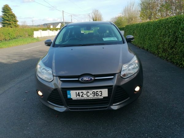 Ford Focus Hatchback, Diesel, 2014, Brown