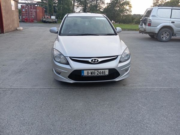 Hyundai i30 Hatchback, Diesel, 2011, Silver