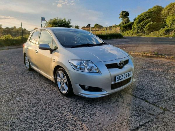 Toyota Auris Hatchback, Diesel, 2008, Silver