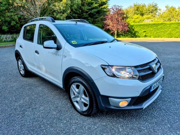 Dacia Sandero Stepway Hatchback, Diesel, 2014, White