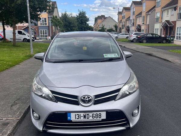 Toyota Verso MPV, Diesel, 2013, Silver