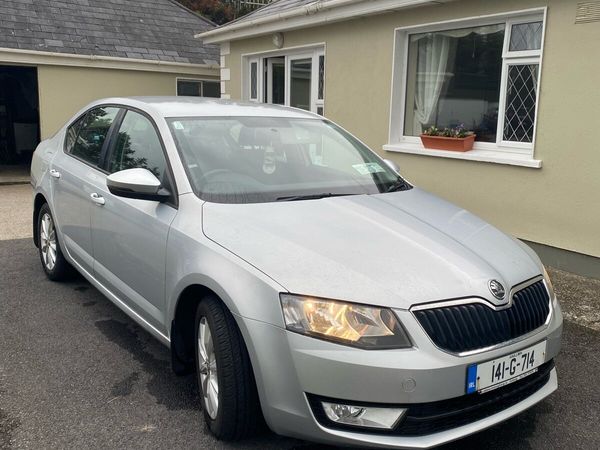 Skoda Octavia Saloon, Diesel, 2014, Silver
