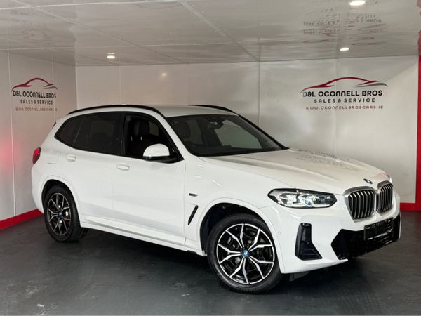 BMW X3 Estate, Petrol Hybrid, 2022, White